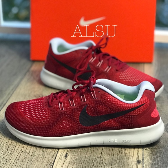 NWT Nike Free RN 2017 University Red M AUTHENTIC - Picture 4 of 8